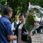 Seniūno pavaduotoja Aldona Vaičiurgienė sveikina 38 Baisogalos Garbės pilietį