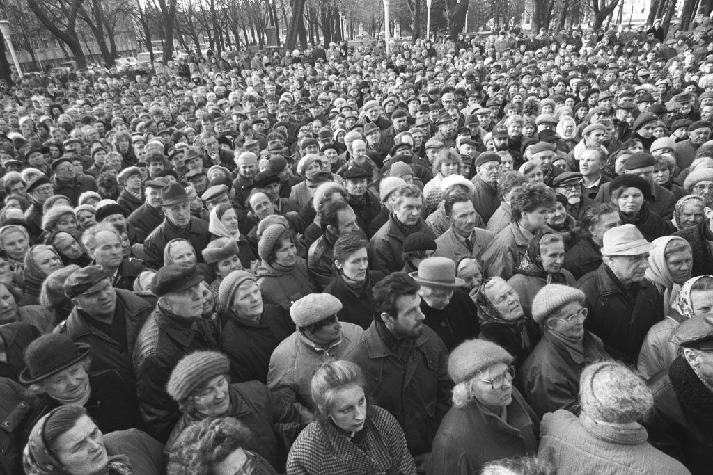 Mitingas dėl žemės, 1992 m.