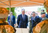 Lenkijos Prezidento Andrzejaus Dudos kvietimu į Krokuvą atvykęs šalies vadovas lankosi Lenkijos specialiųjų pajėgų komponento vadavietėje / Prezidentūros nuotr.