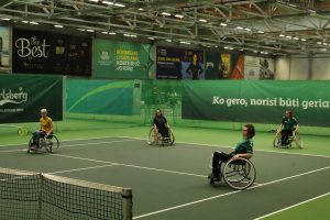 Tenisas - puiki integracijos į visuominę priemonė neįgaliesiems