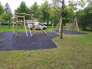 Aikštelė Lapiuose