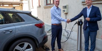 Elektromobilių įkrovimo stotelės