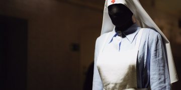 Parodoje „kovotoJOS“ eksponuojama gailestingosios sesers uniforma, R. Šeškaičio nuotr.