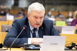 Europos Parlamento Žemės ūkio ir kaimo plėtros komiteto narys Bronis Ropė