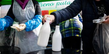 Pieno ūkininkų protesto akcija prie Seimo. Mariaus Morkevičiaus (ELTA) nuotr.