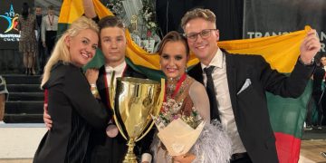 Matą Puplevičių ir Gabiją Vilčiauskaitę į pasaulio čempionatą lydėjo Ieva ir Evaldas Sodeikos