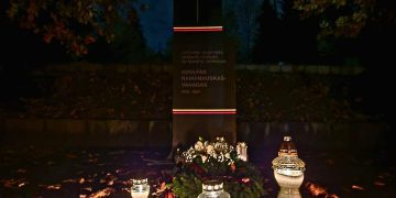 Vėlinės. A. Ramanausko-Vanago kapas / Vanago Lietuva nuotr.