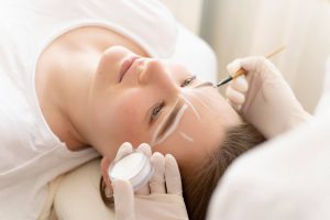 Tobuli antakiai kiekvieną dieną- permanentinio makiažo subtilybės