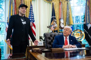 D. Trumpas pareiškė esąs „labai nusivylęs“ E. Musko kritika / EPA-ELTA nuotr.