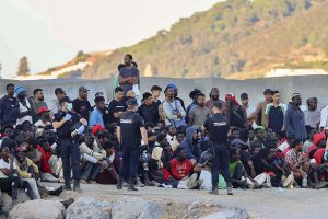 Migrantai Seutoje. EPA/REDUAN nuotr.